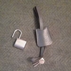 Gucci Silver and Gray Key Card Holder